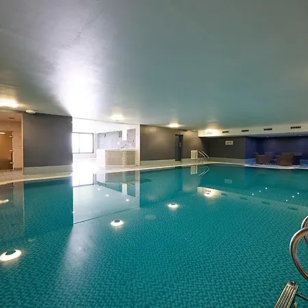 Mallard District, Leisure Pool & Gym 펜션 Penruddock