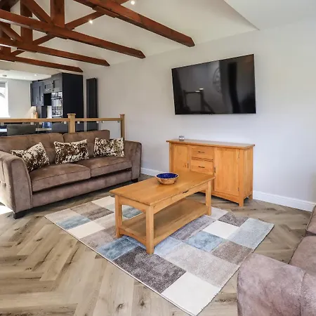 Semesterbostad Mallard District, Leisure Pool & Gym Penruddock